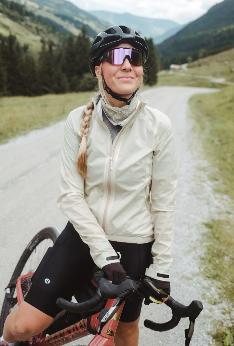 amy.cycling.adventures